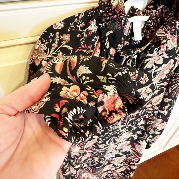 H&M Women’s Black Paisley Floral Ruffle Collar Peasant Boho Midi Dress Flowy 4 - Picture 3 of 10